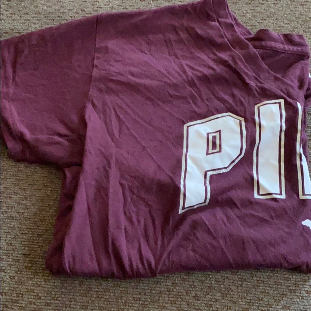 Pink V-neck - Picture 3 of 3